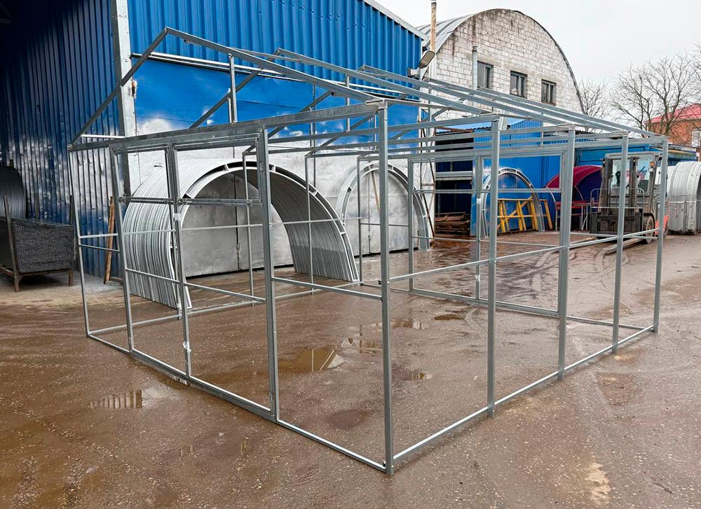 Теплица домиком